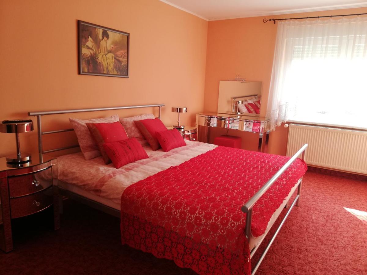Luxury Brasov Lejlighed Eksteriør billede