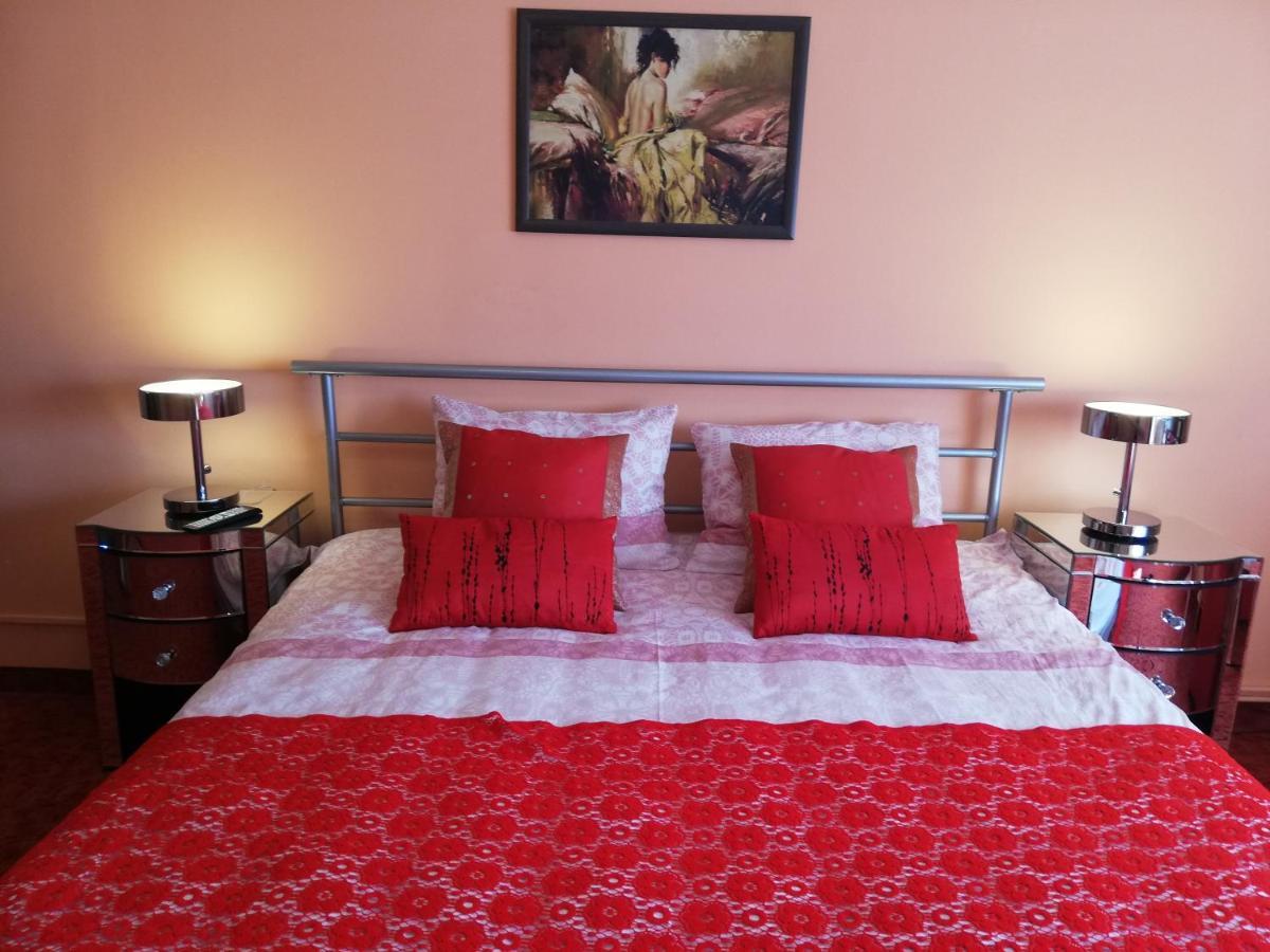 Luxury Brasov Lejlighed Eksteriør billede