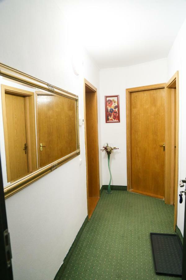 Luxury Brasov Lejlighed Eksteriør billede