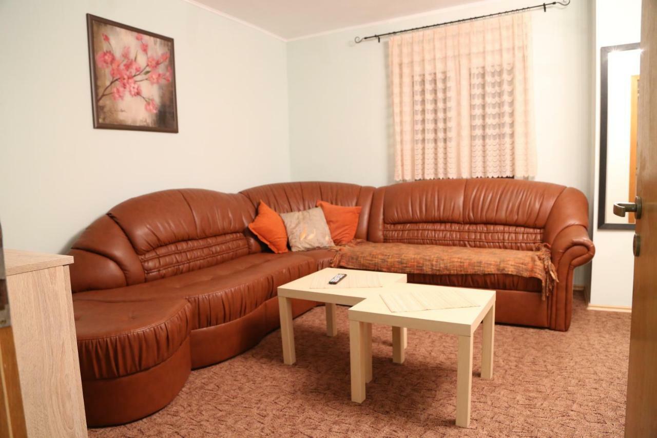 Luxury Brasov Lejlighed Eksteriør billede