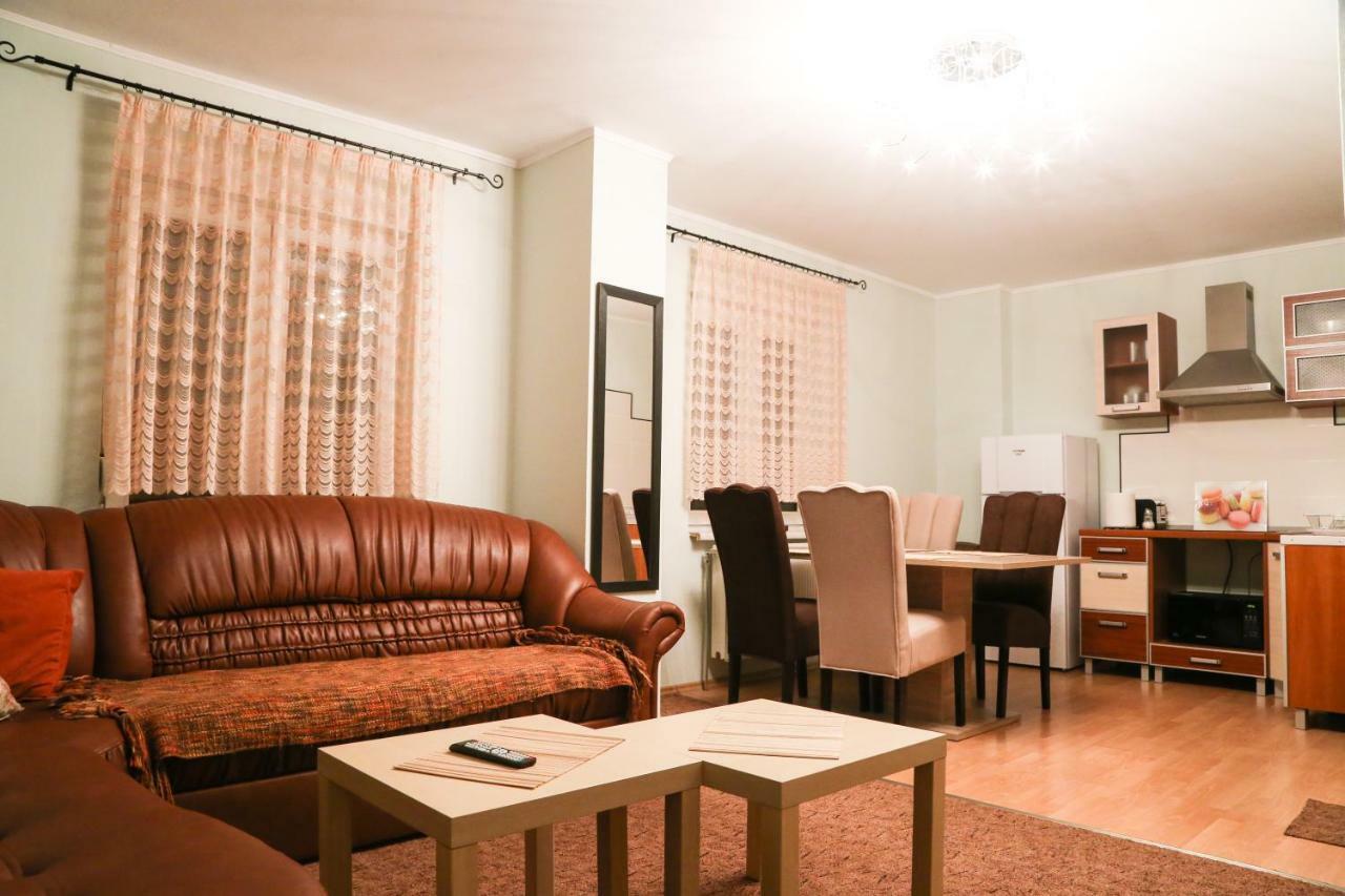 Luxury Brasov Lejlighed Eksteriør billede