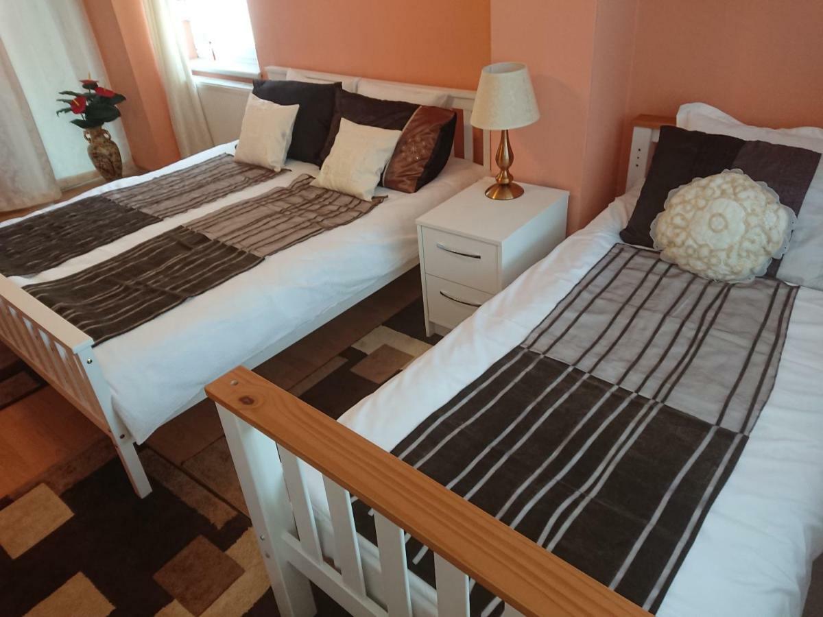 Luxury Brasov Lejlighed Eksteriør billede