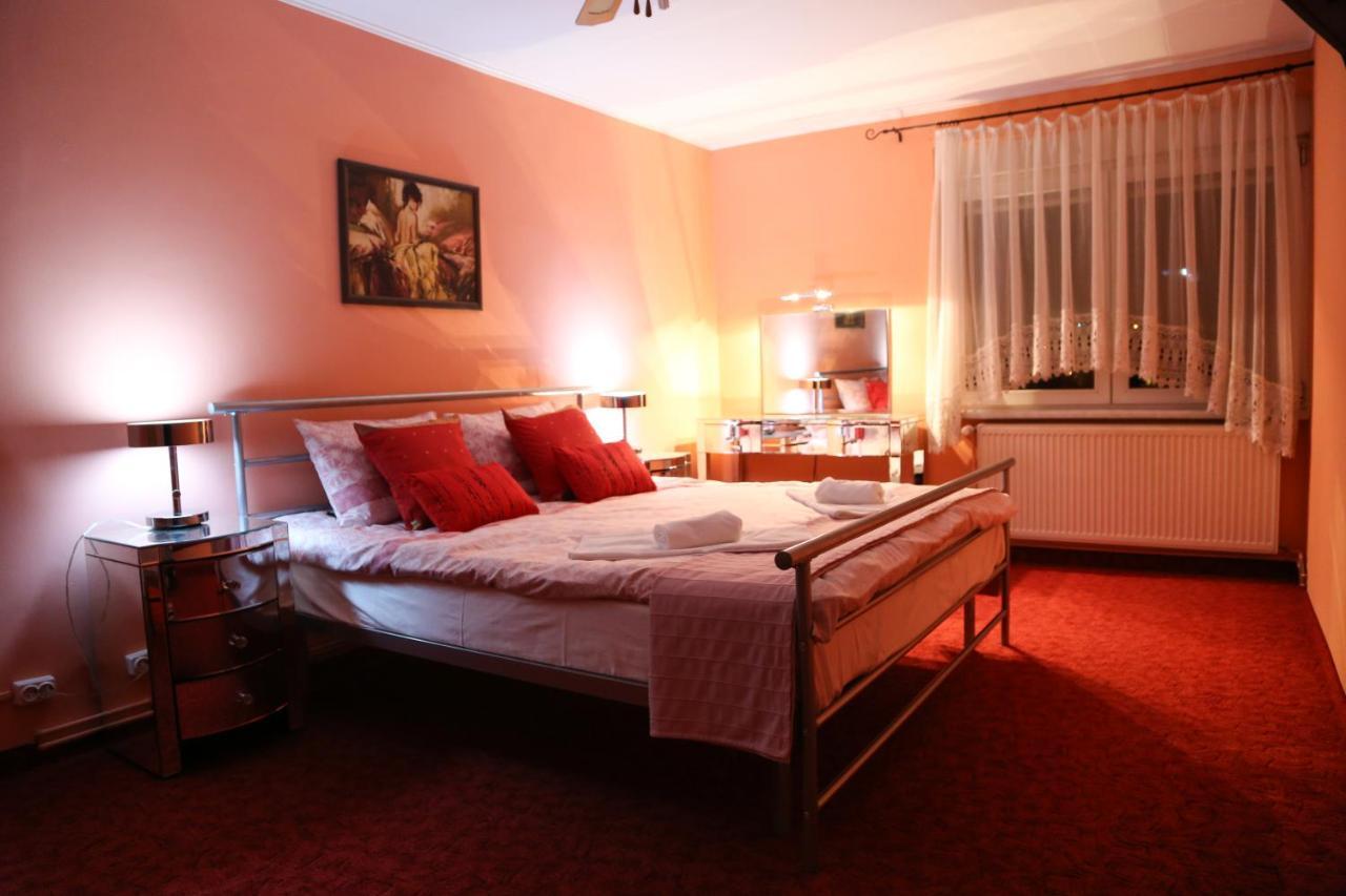 Luxury Brasov Lejlighed Værelse billede